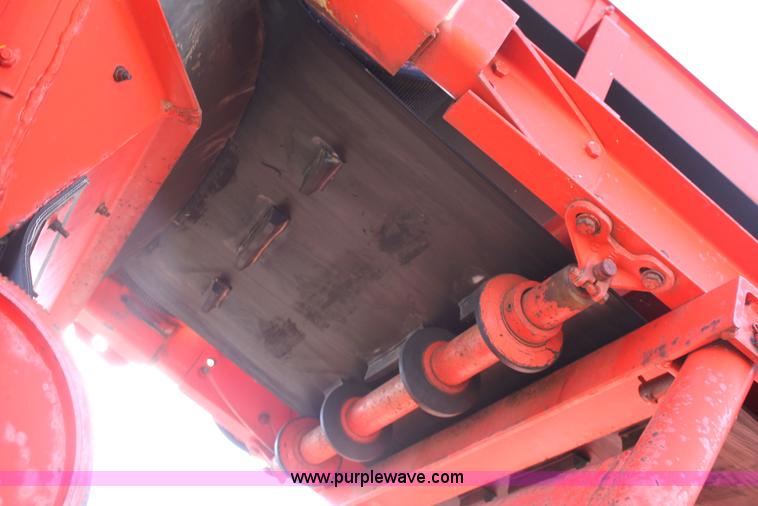 image for item G4730 1991 Athey 7-125 force feed loader