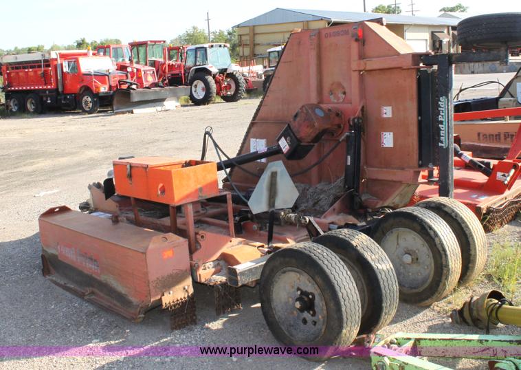 image for item G4731 2002 Land Pride RC6010 rotary mower