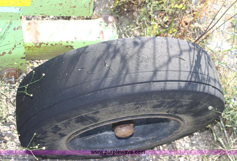 image for item G4732 2003 Schulte XH1000 rotary mower