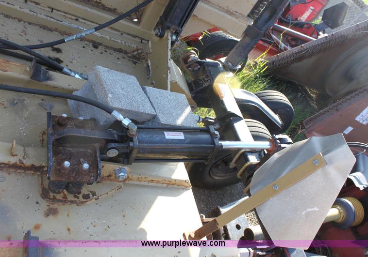 image for item G4735 2005 Land Pride RCB6010 rotary mower