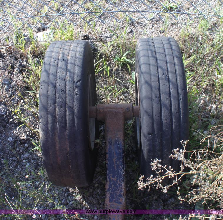image for item G4736 2002 Land Pride RCB6010 rotary mower