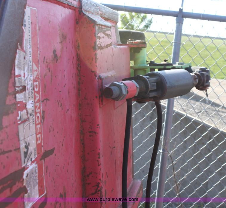 image for item G4738 1997 Schulte XH1500 batwing rotary mower