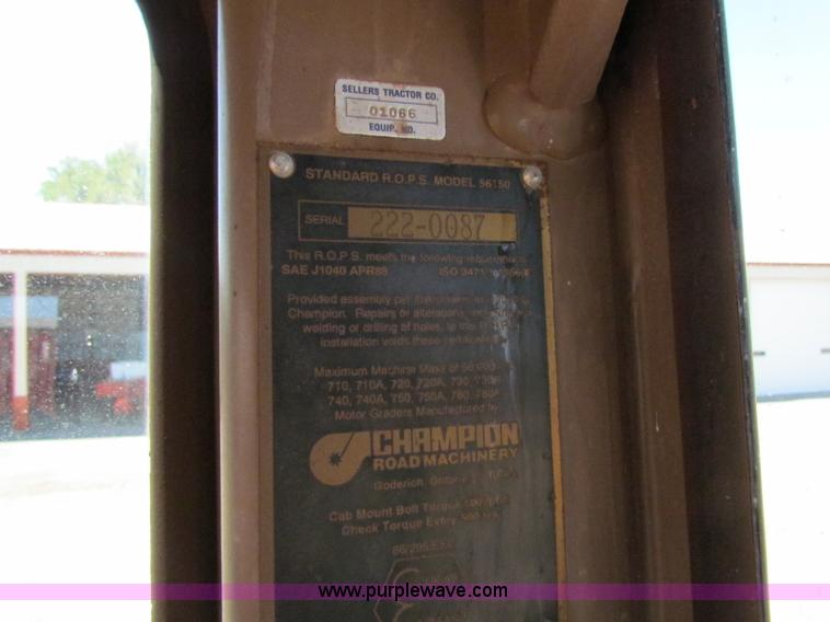 image for item G4764 Champion 710A motor grader