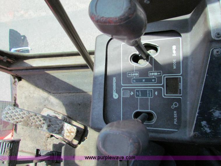 image for item G4764 Champion 710A motor grader