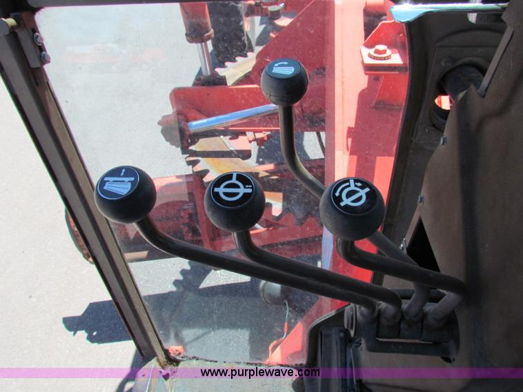 image for item G4764 Champion 710A motor grader