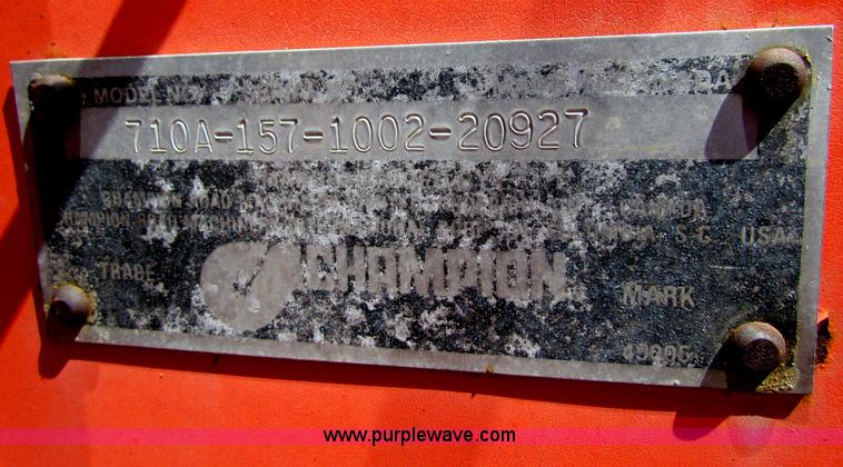 image for item G4764 Champion 710A motor grader