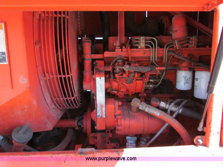 image for item G4764 Champion 710A motor grader