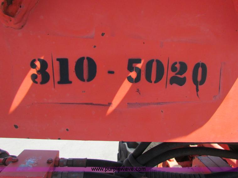 image for item G4764 Champion 710A motor grader