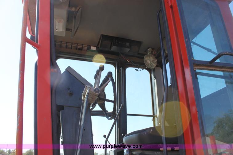 image for item G4765 1996 Galion 830B motor grader