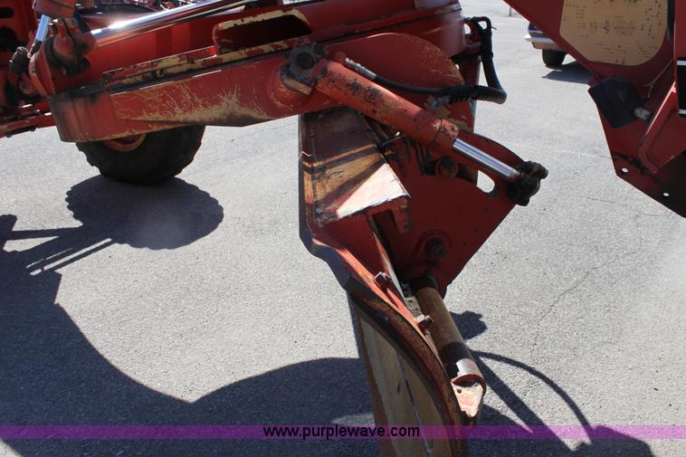 image for item G4765 1996 Galion 830B motor grader