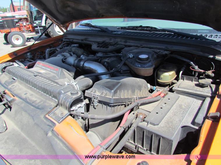 image for item G4772 2003 Ford F250 Super Duty utility pickup truck