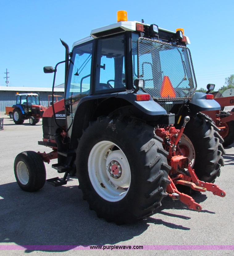 image for item G4775 2000 New Holland TS100 tractor