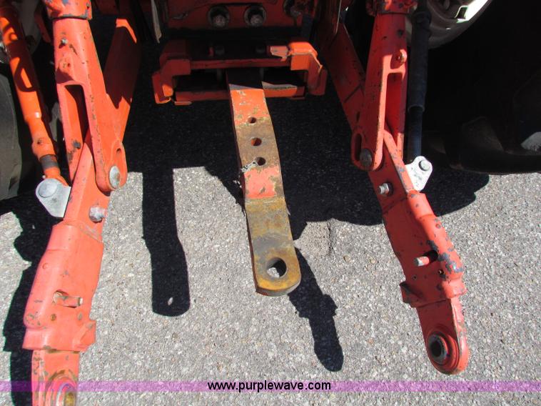 image for item G4775 2000 New Holland TS100 tractor