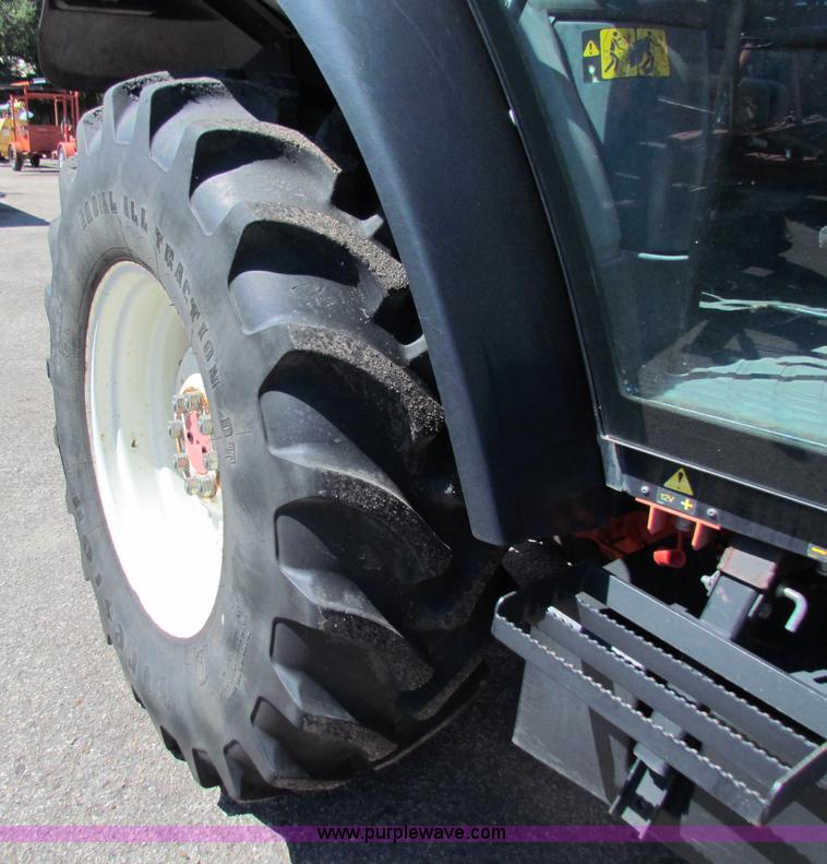 image for item G4775 2000 New Holland TS100 tractor