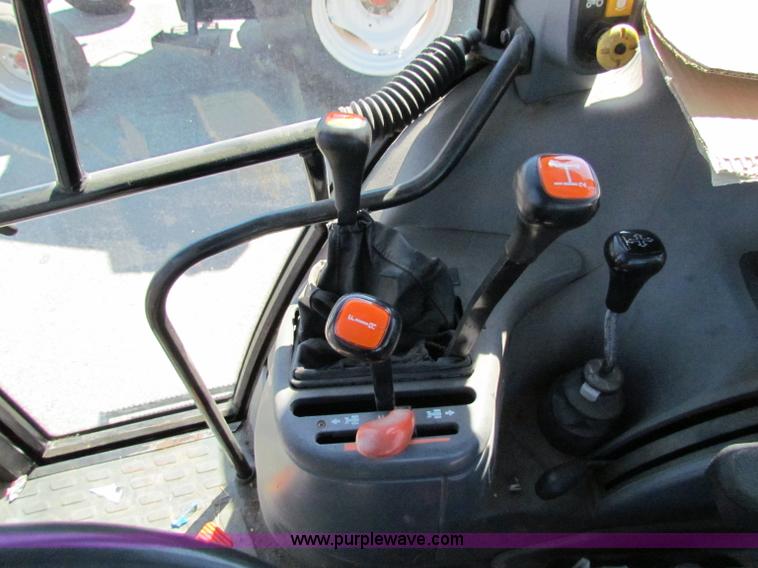 image for item G4776 1999 New Holland TS100 tractor