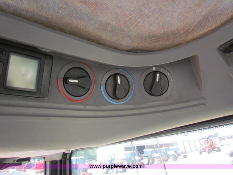 image for item G4777 1996 New Holland 6640SL tractor