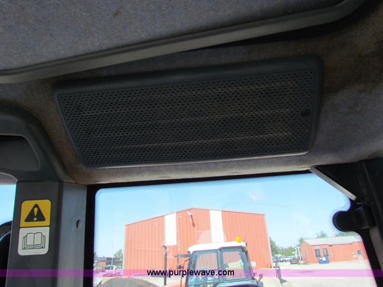 image for item G4778 2001 New Holland TS100 tractor