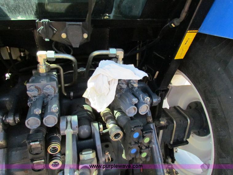 image for item G4778 2001 New Holland TS100 tractor