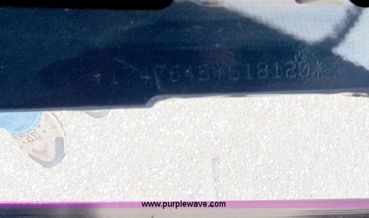 image for item G4778 2001 New Holland TS100 tractor