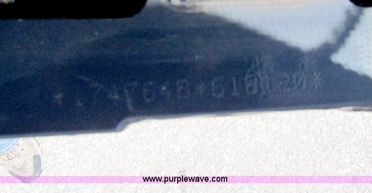 image for item G4778 2001 New Holland TS100 tractor