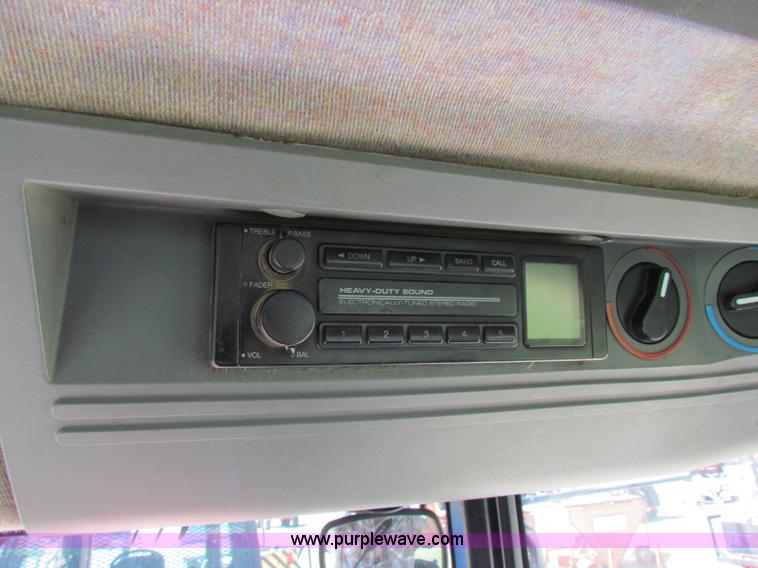 image for item G4779 1996 New Holland 6640SL tractor