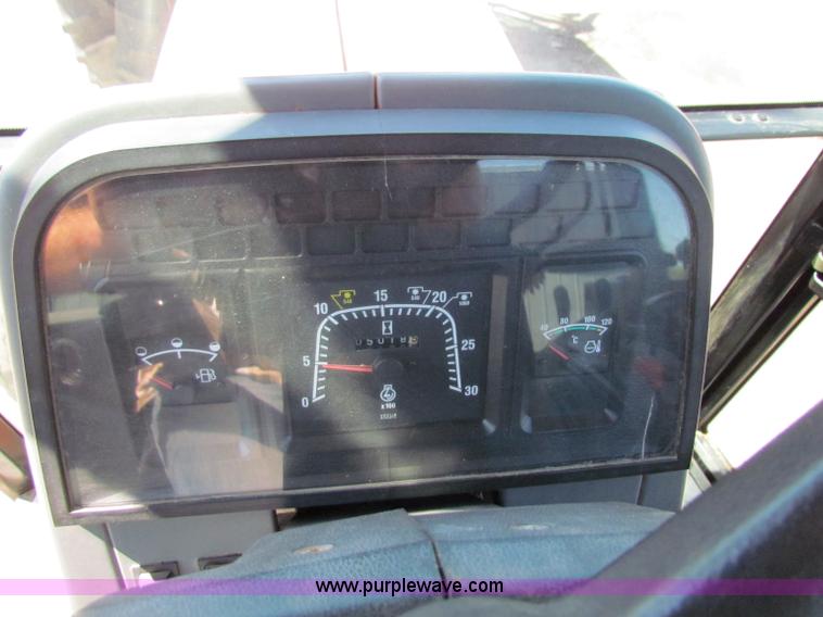 image for item G4779 1996 New Holland 6640SL tractor