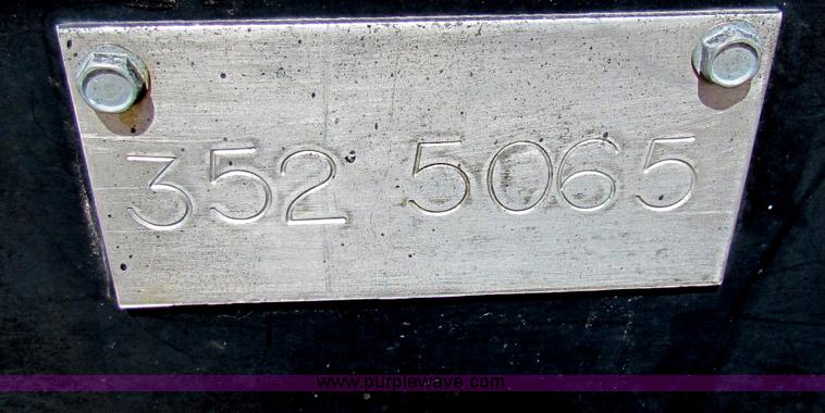 image for item G4779 1996 New Holland 6640SL tractor