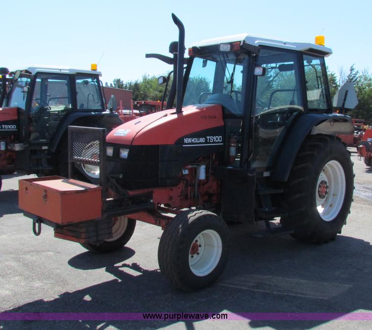 image for item G4780 2000 New Holland TS100 tractor