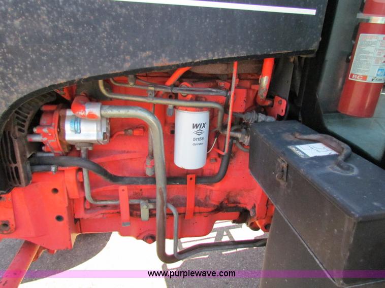 image for item G4780 2000 New Holland TS100 tractor