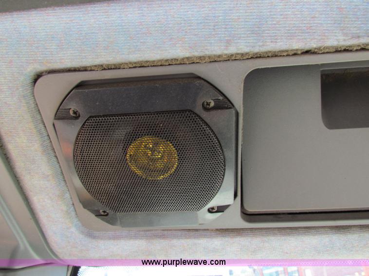 image for item G4781 1996 New Holland 6640SL tractor