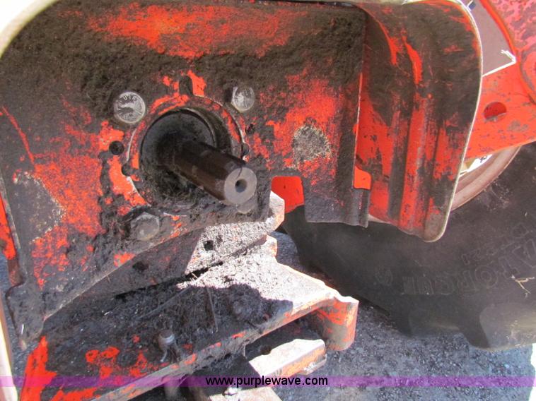 image for item G4781 1996 New Holland 6640SL tractor