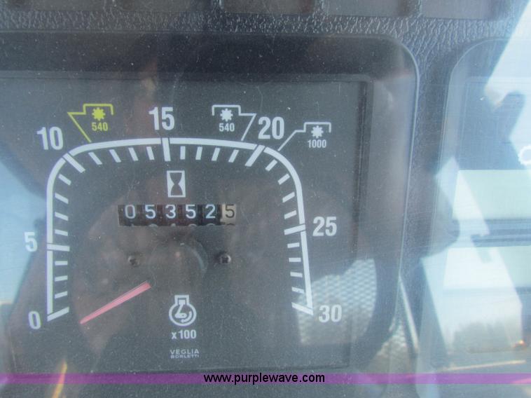 image for item G4784 2002 New Holland TS100 tractor