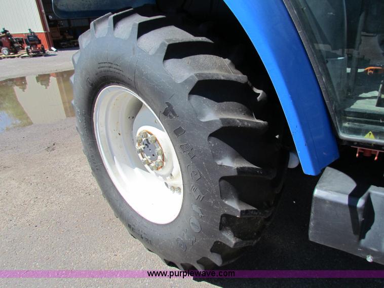 image for item G4784 2002 New Holland TS100 tractor