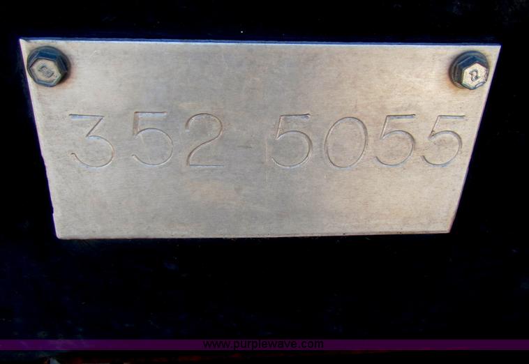 image for item G4785 1996 New Holland 6640SL tractor