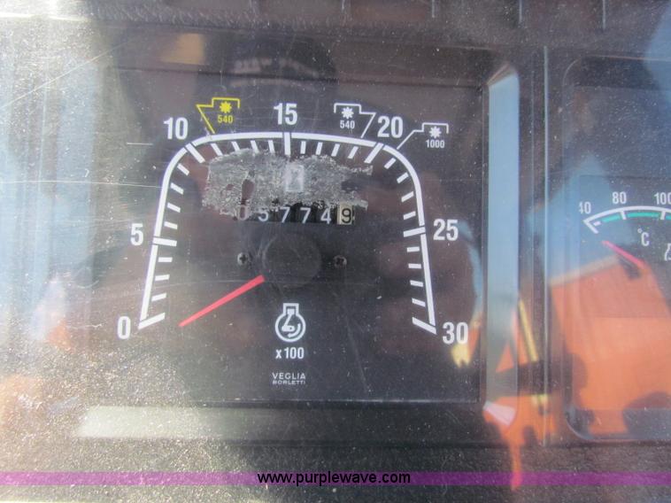 image for item G4786 1998 New Holland 6640SL tractor