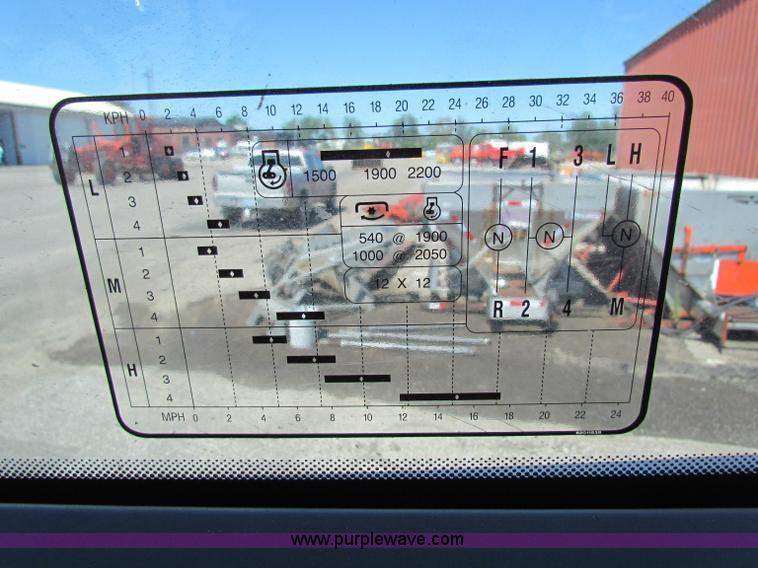 image for item G4786 1998 New Holland 6640SL tractor