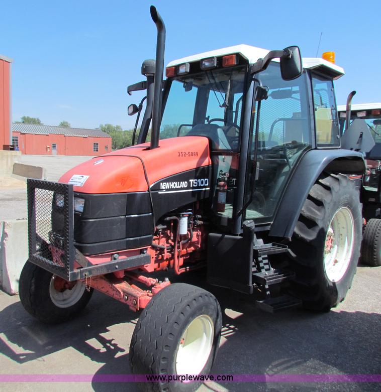 image for item G4787 1999 New Holland TS100 tractor
