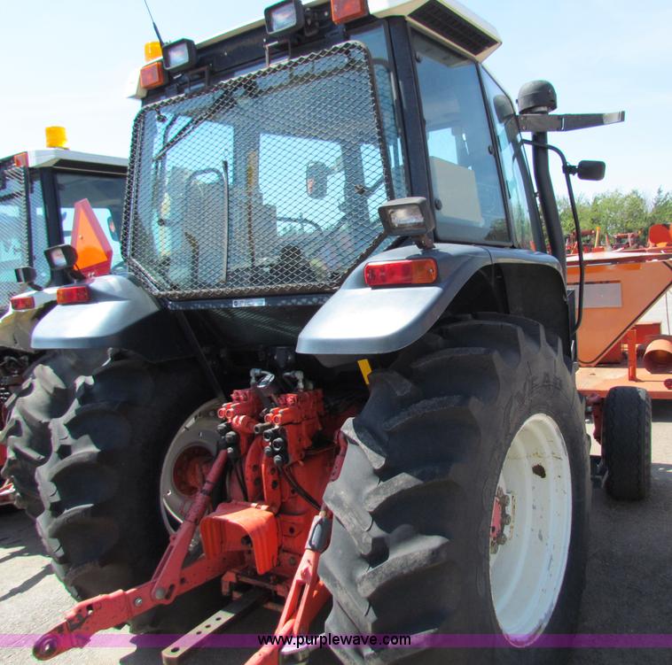 image for item G4787 1999 New Holland TS100 tractor