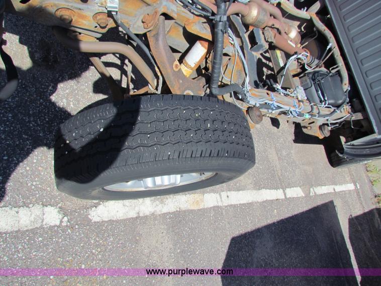image for item G4789 2002 Chevrolet 2500 HD chassis