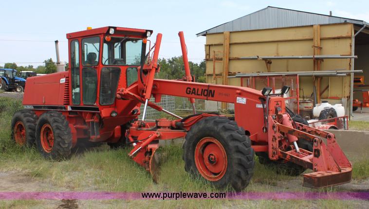 image for item G4790 1997 Galion 830B motor grader