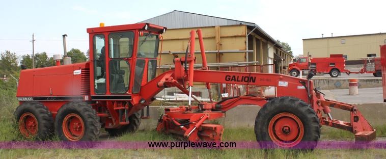 image for item G4790 1997 Galion 830B motor grader