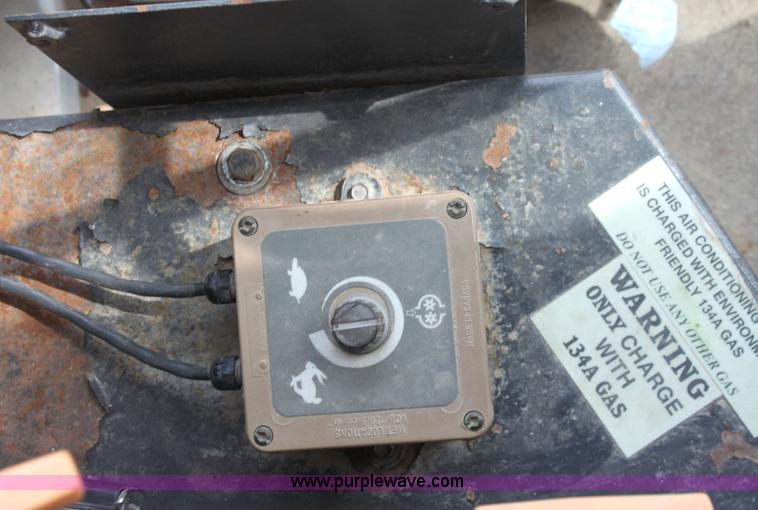 image for item G4790 1997 Galion 830B motor grader