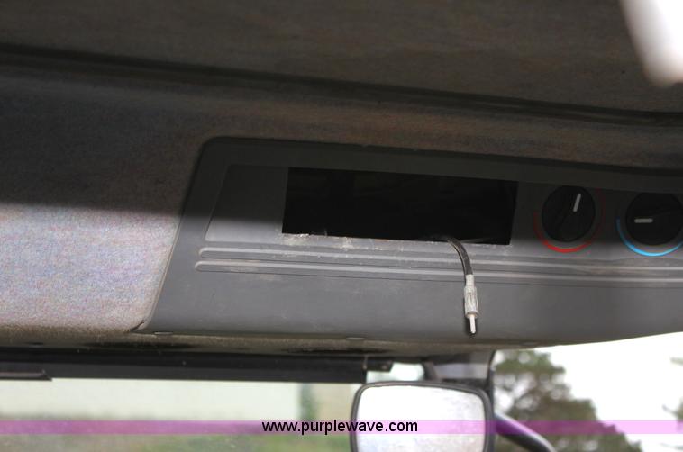 image for item G4792 1998 New Holland 6640SL tractor