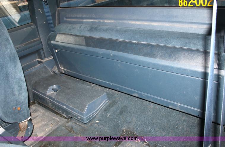 image for item G4794 1992 Chevrolet C3500 pickup truck