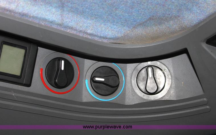 image for item G4795 1996 New Holland 6640SL tractor