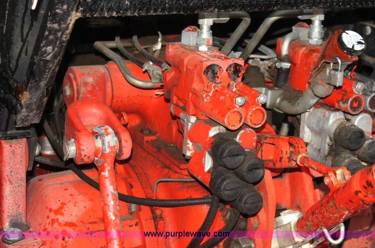 image for item G4795 1996 New Holland 6640SL tractor