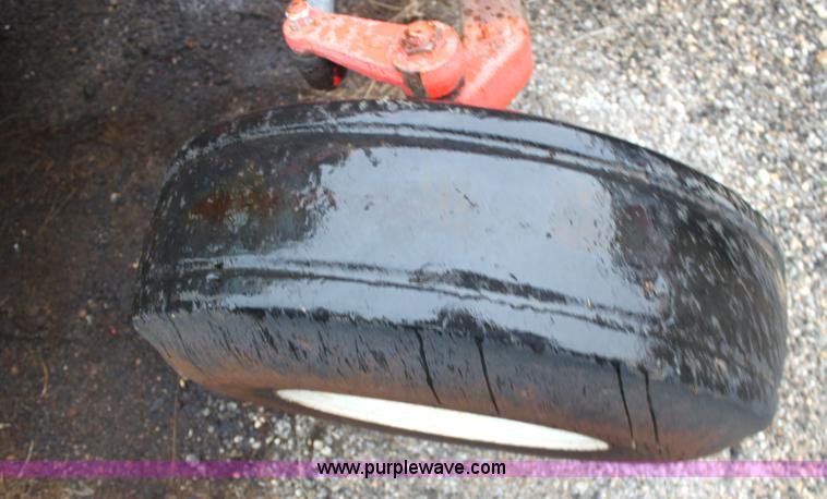 image for item G4795 1996 New Holland 6640SL tractor