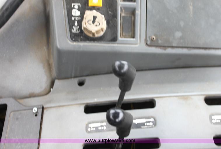 image for item G4813 1996 New Holland 6640SL tractor