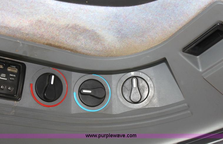 image for item G4813 1996 New Holland 6640SL tractor