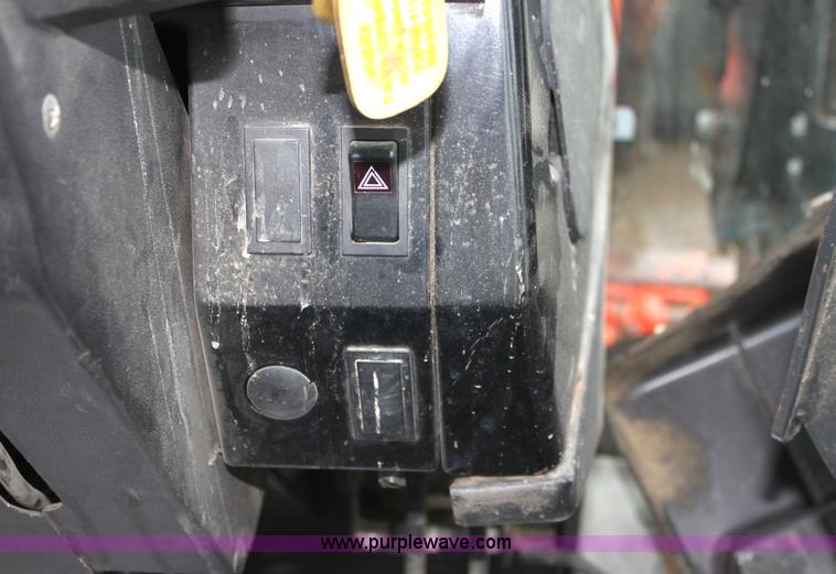 image for item G4813 1996 New Holland 6640SL tractor